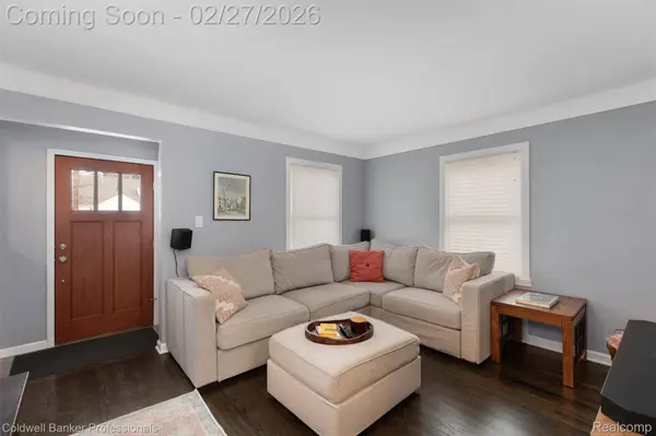 2427 Harvard RD, Berkley, MI 48072