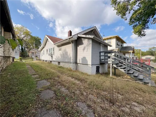5507 Park AVE, Kansas City, MO 64130