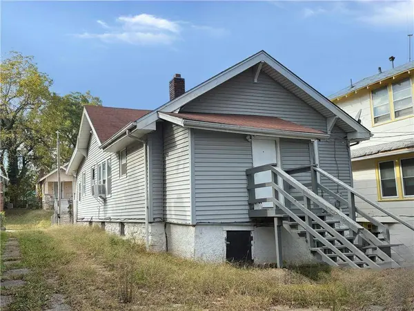 5507 Park AVE, Kansas City, MO 64130