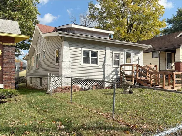5507 Park AVE, Kansas City, MO 64130