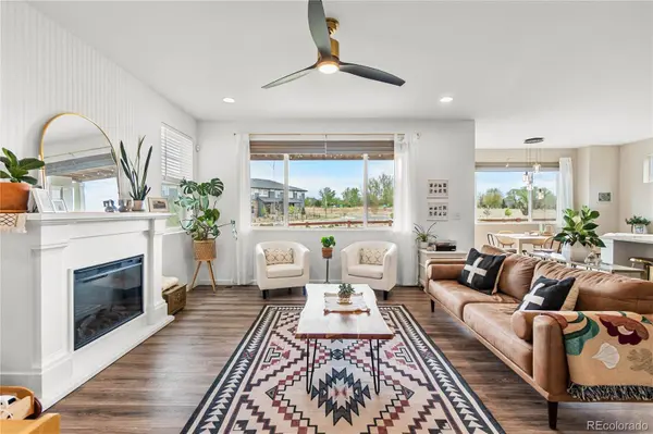 409 Overbrook LN, Longmont, CO 80504