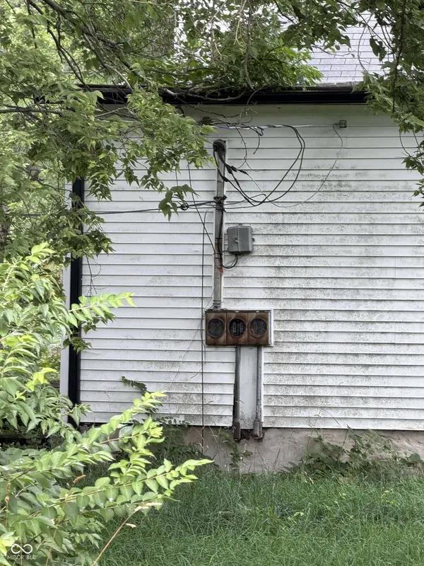 523 S Elliott ST, Muncie, IN 47305