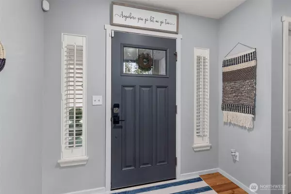 20 E Tall Timber LN, Shelton, WA 98584