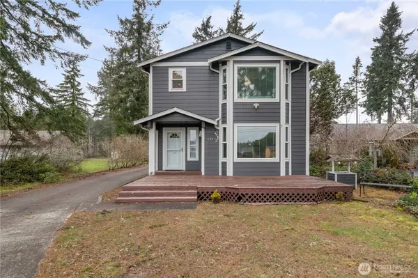 1311 E Island Lake DR, Shelton, WA 98584