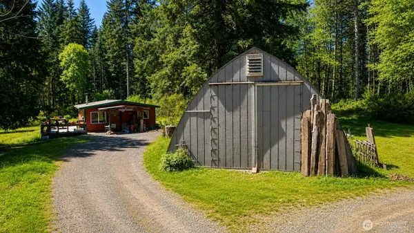 231 E Strong RD, Shelton, WA 98584