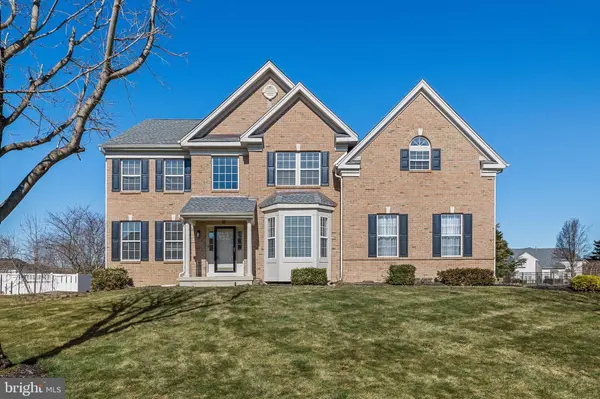 10 COTTONWOOD DR, Lumberton, NJ 08048