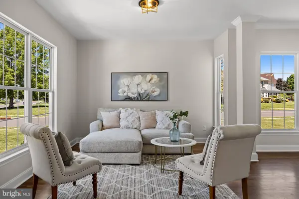 48 PARRY DR, Hainesport, NJ 08036