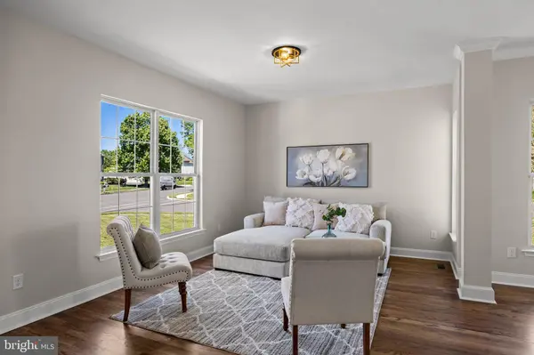 48 PARRY DR, Hainesport, NJ 08036
