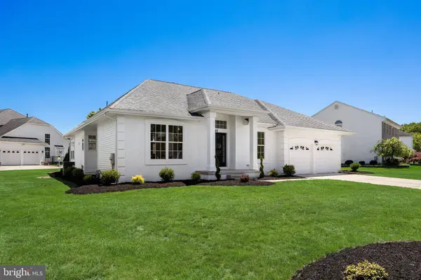 48 PARRY DR, Hainesport, NJ 08036