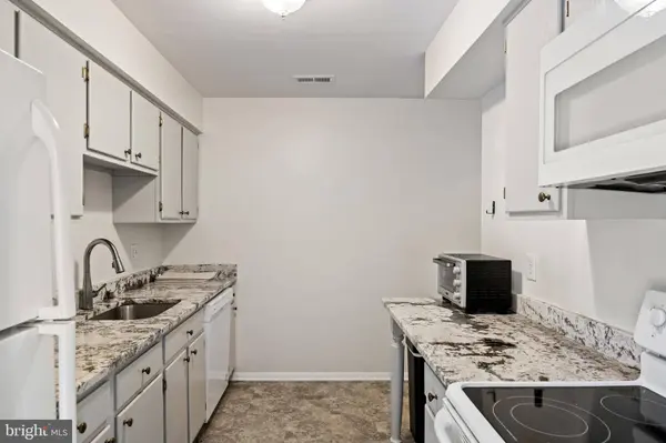 206-A MULBERRY CV #206 A, Mount Laurel, NJ 08054