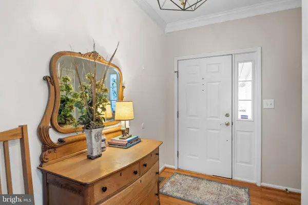 11 TARA LN, Delran Twp, NJ 08075