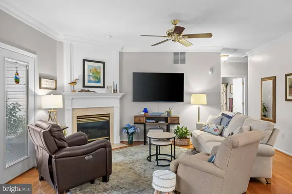 11 TARA LN, Delran Twp, NJ 08075