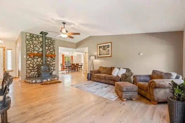 55550 Heidi CT, Bend, OR 97707