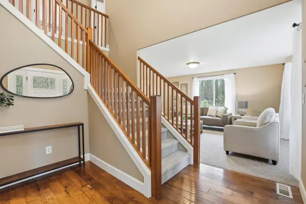 8011 S Spotted Rd, Cheney, WA 99004