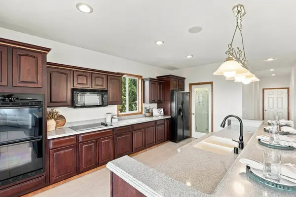 6809 S Wilcox Ln, Spokane, WA 99206