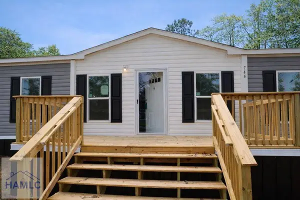 744 Live Oak Church Road, Hinesville, GA 31313