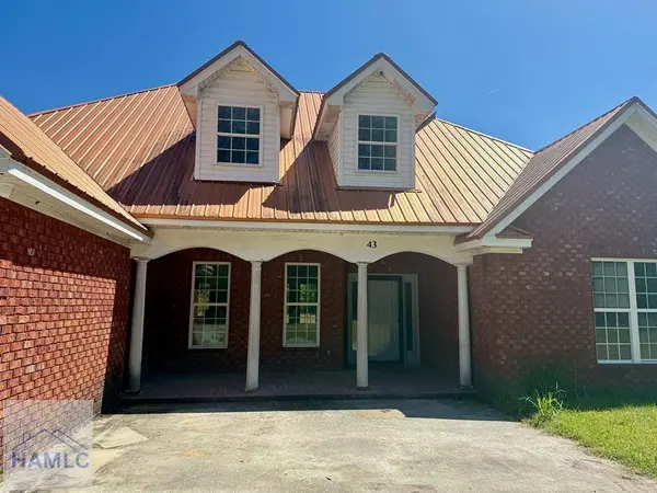 43 Razorback Road, Hinesville, GA 31313