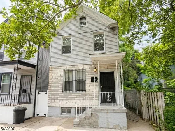 289 Rose St, Newark City, NJ 07108