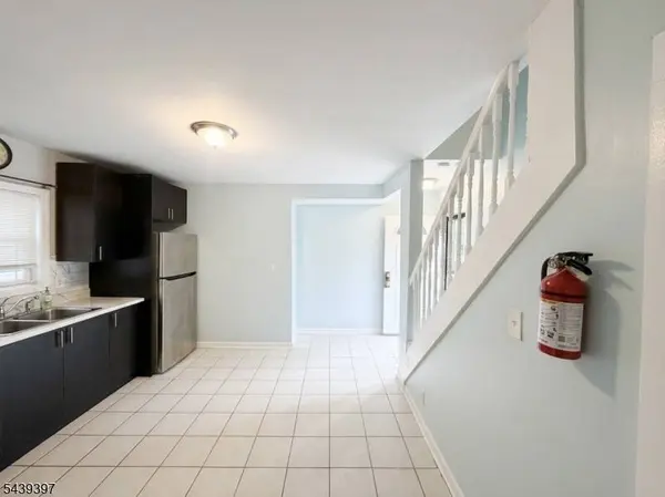 289 Rose St, Newark City, NJ 07108