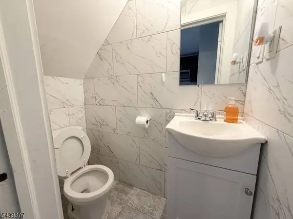 289 Rose St, Newark City, NJ 07108