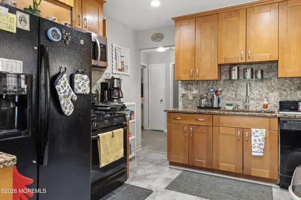 1147 Passaic Avenue, Linden City, NJ 07036