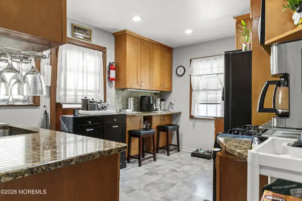 1147 Passaic Avenue, Linden, NJ 07036