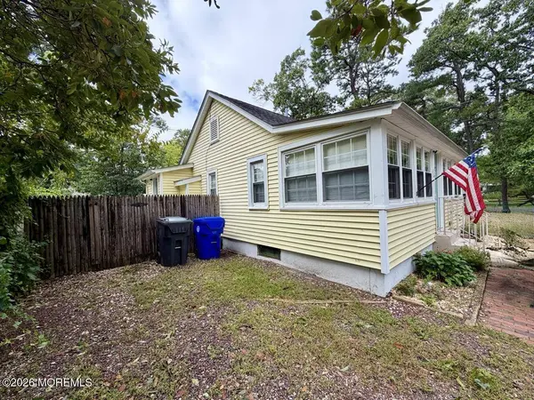 14 Sunset Road, Brick, NJ 08723