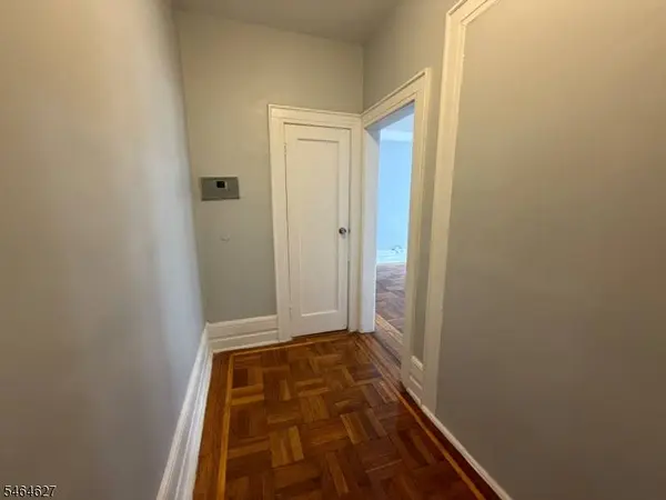 729-735 Martin Luther King Blvd #32B, Newark City, NJ 07102
