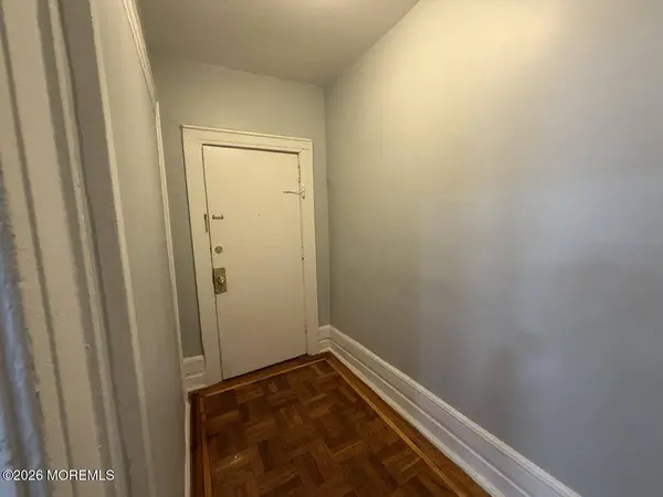 729 Dr Martin Luther King Jr Boulevard #32B, Newark, NJ 07108