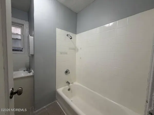 729 Dr Martin Luther King Jr Boulevard #32A, Newark, NJ 07108