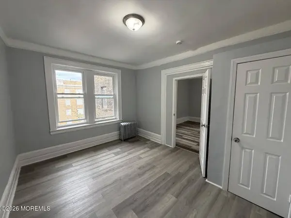 729 Dr Martin Luther King Jr Boulevard #32A, Newark, NJ 07108