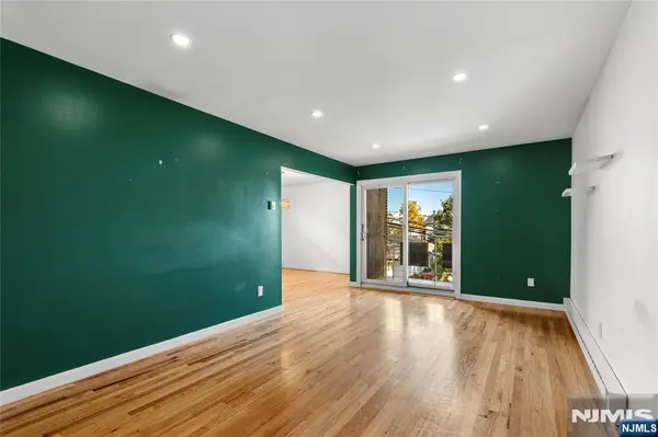 191 Palisade AVE #2C, Cliffside Park, NJ 07010