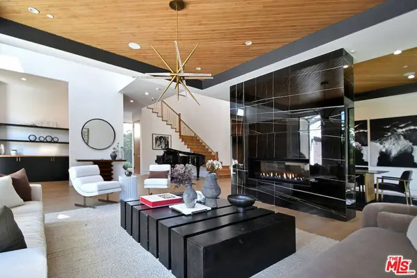4544 Woodley AVE, Encino, CA 91436