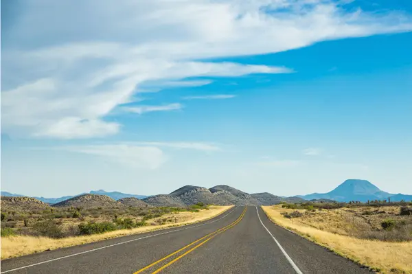 How Does Hill Country Real Estate Differ From Austin Proper?,Robbie English