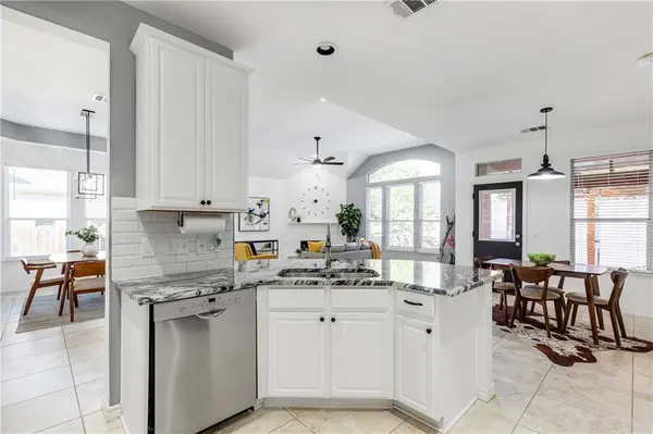 11012 Fonso Ln, Austin, TX 78748-2919