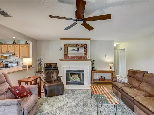 8501 Axis Dr, Austin, TX 78749-3737