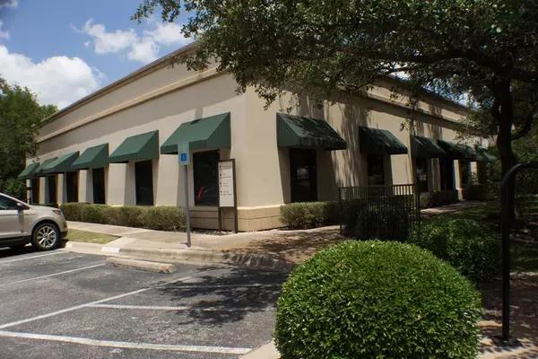 4600 Spicewood Springs Rd #102, Austin, TX 78759-8508