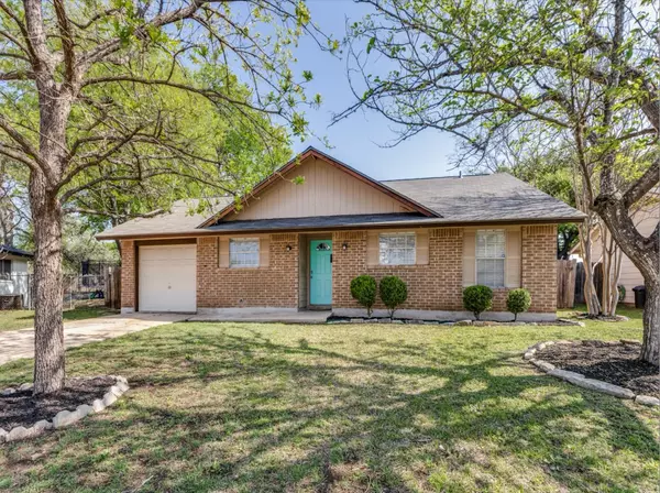 5002 Emerald Forest Cir, Austin, TX 78745-2116