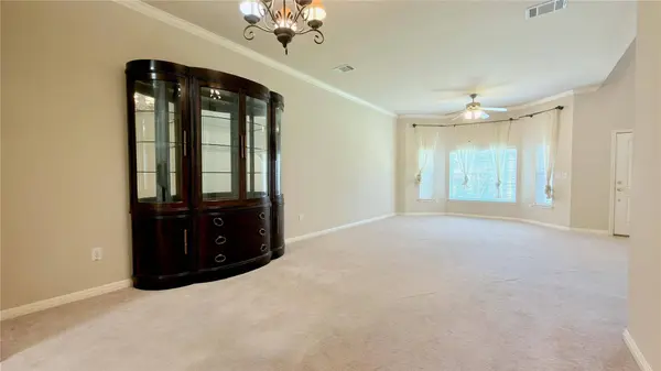 5515 Davis LN #82, Austin, TX 78749