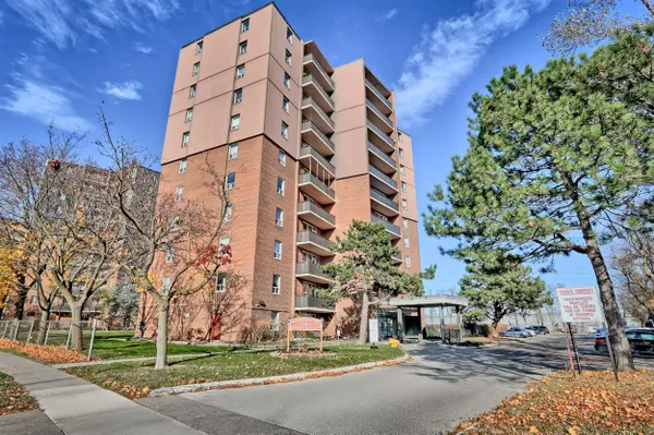 3065 Queen Frederica DR #707, Mississauga, ON L4Y 3A3