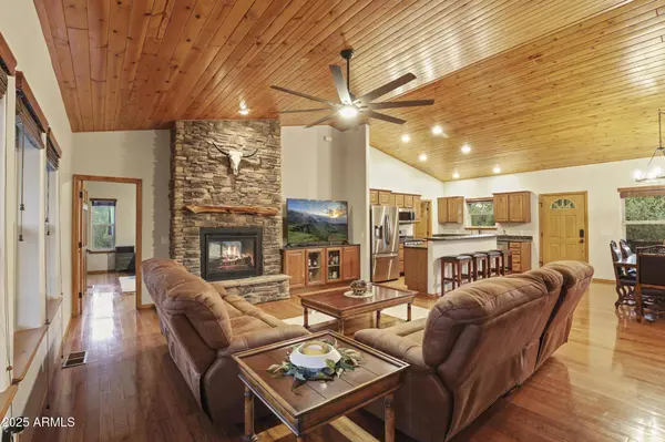 2700 S MARSHALLS Run, Show Low, AZ 85901