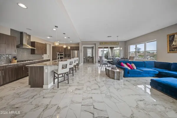9001 E SAN VICTOR Drive #2024, Scottsdale, AZ 85258