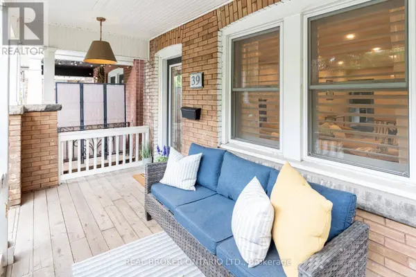 39 EAST BEND AVENUE S, Hamilton (stipley), ON L8M3E4