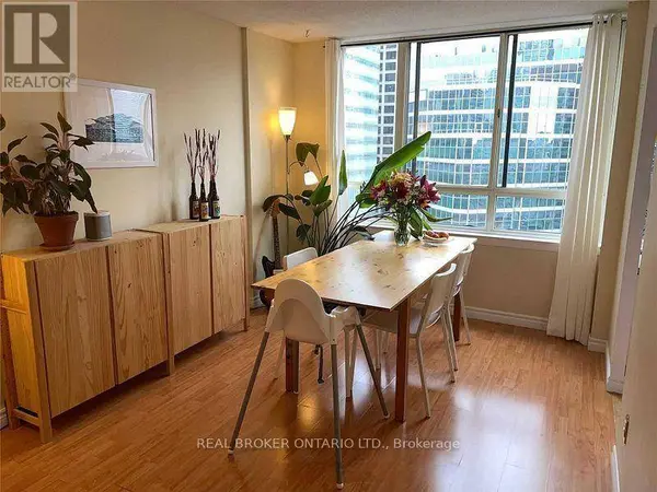 633 Bay ST #2021, Toronto (bay Street Corridor), ON M5G2G4