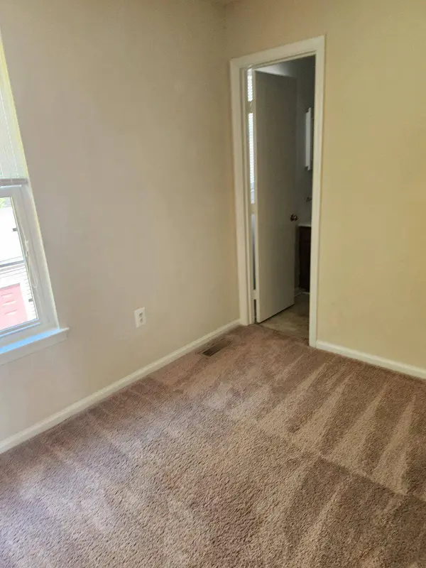 210 WINDSOR RIDGE CT, Fredericksburg, VA 22405