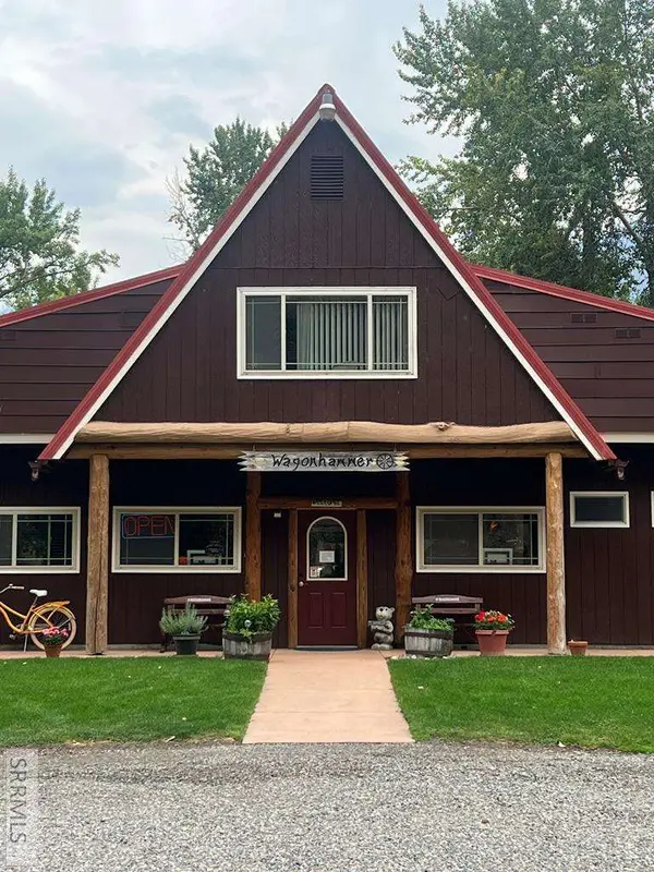 1826 N Hwy 93, North Fork, ID 83466