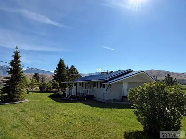 32 Haynes Creek Road, Salmon, ID 83467
