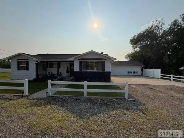 403 9th Street, Salmon, ID 83467
