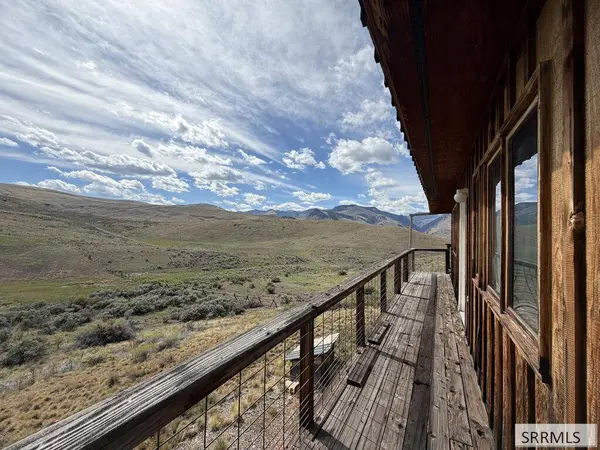 33 Sunflower Road, Salmon, ID 83467