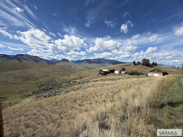33 Sunflower Road, Salmon, ID 83467
